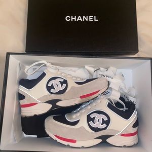 Chanel leather & suede spring ‘22 trainers.